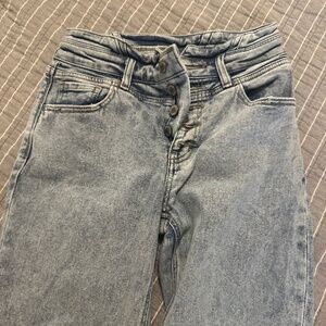 Women’s jeans
